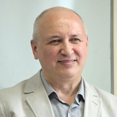 Портрет Юрий Барняк